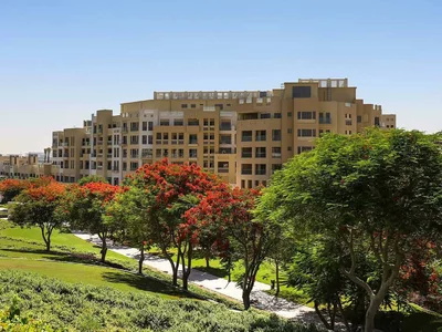 Zespół mieszkaniowy New residence Manazel Al Khor with swimming pools, restaurants and a garden, near a metro station, Jaddaf Waterfront, Dubai, UAE