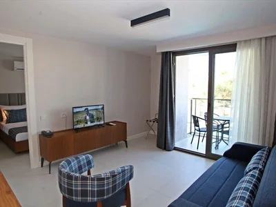 Zespół mieszkaniowy Complex of furnished apartments with a swimming pool at 300 meters from the sea, Bodrum, Turkey
