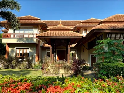 Villa Laguna Waters