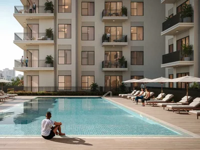 Zespół mieszkaniowy New Ora Residence with a swimming pool and a gym, Town Square, Dubai, UAE
