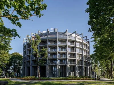 Commerce River Breeze Residence