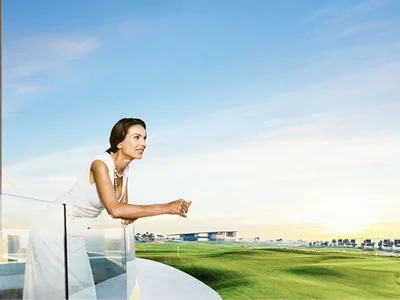 Complejo residencial Premium residence The Legends with a golf club close to the autodrome and shopping malls, Damac Hills, Dubai, UAE