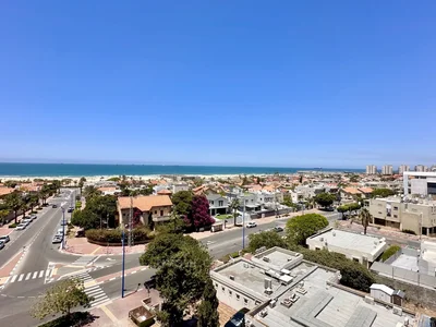 Barrio residencial Appartement immense a ashdod avec une vue mer incroyable