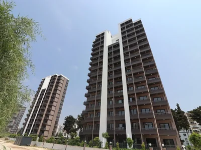 Wohngebäude Bezugsfertige Wohnungen mit Meerblick in Tece, Mersin