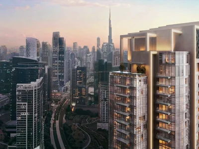 Wohnanlage New high-rise residence One River Point with swimming pools on the canal front, close to Burj Khalifa, Business Bay, Dubai, UAE