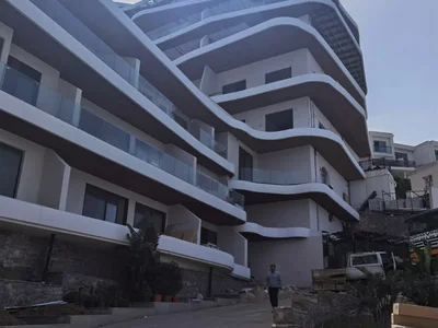 Complexe résidentiel Residence with a private beach and swimming pools on the first sea line, Bodrum, Turkey