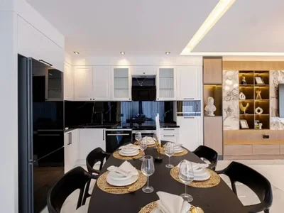 Villa Luxury 4+1 villa with pool for Turkish citizenship in Oba area.