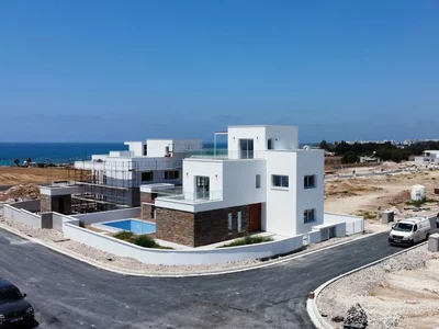 Villa 3 bedroom 2 story villa for sale in Paphos | Taysmond Seafront real estate in Cyprus