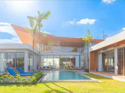 Complexe résidentiel Complex of villas with swimming pools and gardens, Phuket, Thailand