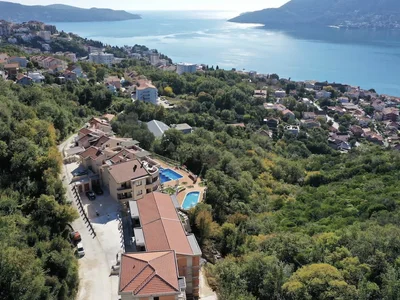 Hüttendorf ADRIA MONTENEGRO