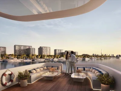 Complexe résidentiel Apartments in the new residential complex Pier Point 1&2 with a pool and green areas on the first line by the sea, ​​Port Rashid, Dubai