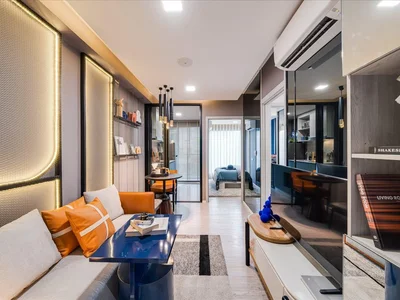 Residential complex Residential complex with a swimming pool, a garden and a meeting room, Bangkok, Thailand