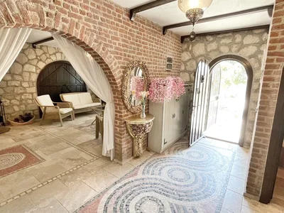 Chata Stone House 
