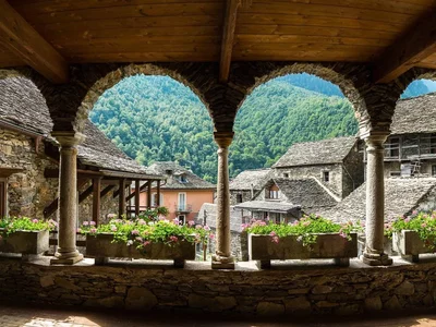 В Италии еще одно поселение продает дома всего за 1 евро