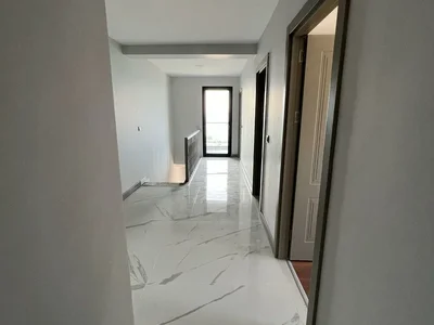 Zespół mieszkaniowy Spacious apartments with balconies, 400 metres from the sea, Kartal, Istanbul, Turkey