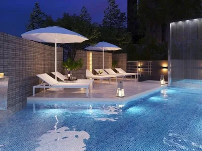 Жилой комплекс BEACHFRONT BLISS CONDO