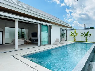 Zespół mieszkaniowy New furnished villa with a swimming pool, 350 meters from the beach, Samui, Thailand