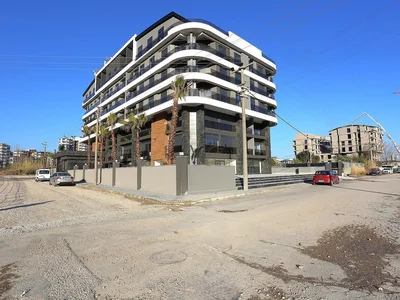 Wohngebäude Neubauwohnung mit Bergblick in Konyaaltı, Antalya
