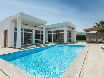 Apartamentowiec EG-113 Soma Breeze is a tranquil beachfront community at the tip of Soma Bay