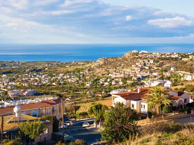 Европейцы все реже покупают недвижимость на Кипре. Но откуда тогда спрос?
