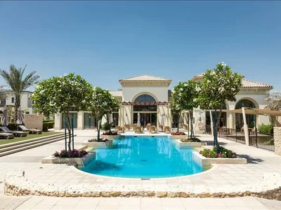 Zespół mieszkaniowy Mushrif Village — gated residence by Select Group with swimming pools, gardens and a club in Mirdif, Dubai