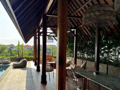 Zespół mieszkaniowy New complex of furnished villas and apartments with a swimming pool and a spa center in a popular area Canggu, Bali, Indonesia