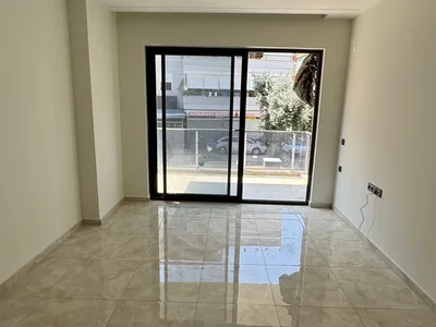 Zespół mieszkaniowy Apartment 1+1 in the center of Alanya in the complex Konak Twin Towers 3 Cleopatra.