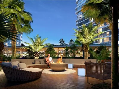 Zespół mieszkaniowy Prestigious residence with swimming pools, a tennis court and a kids' club, Istanbul, Turkey
