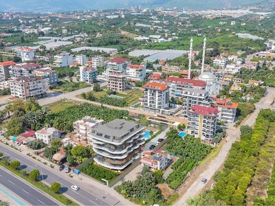 Zespół mieszkaniowy New residential complex with swimming pools, a gym and a parking on the seafront, Kestel, Alanya, Türkiye