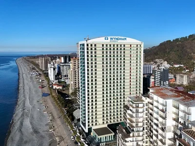 Zespół mieszkaniowy Hotel rooms at Wyndham Residences Batumi.