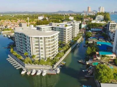 Apartamentowiec WHALE MARINA CONDOMINIUM