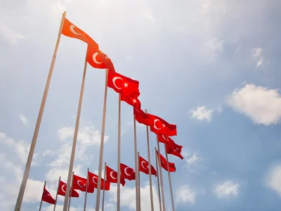 The cost of real estate to obtain Turkish citizenship has increased to 600,000 dollars. How do the population and real estate developers react? 