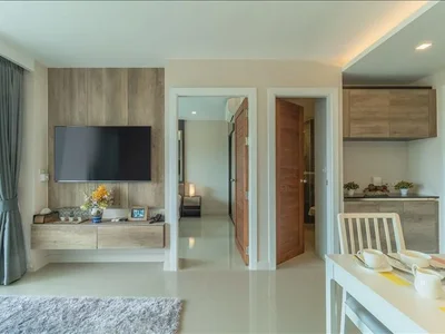 Zespół mieszkaniowy New residence with swimming pools and gardens at 250 meters from the coast, 10 minutes walk from the international school, Phuket, Thailand