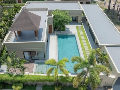 Willa The Residence Resort and Spa Retreat