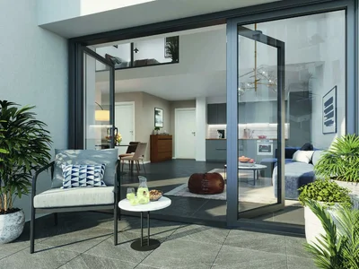 Zespół mieszkaniowy New residential complex near the port of Nice, Cote d'Azur, France