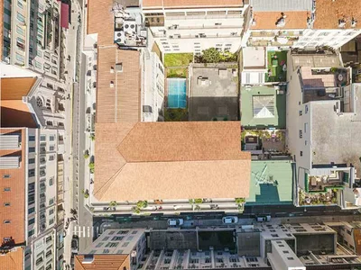 Zespół mieszkaniowy New residential complex near the sea in the historic center of Nice, Cote d'Azur, France