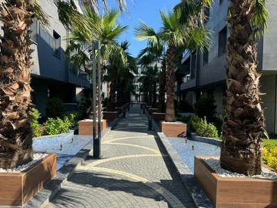 Zespół mieszkaniowy Ready-to-move apartments next to the yacht marina.