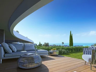 Zespół mieszkaniowy Modern residence with a view of the sea, swimming pools and a spa center, Izmir, Turkey
