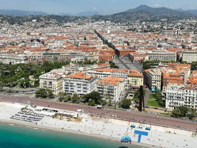 Zespół mieszkaniowy New residential complex near the sea in the historic center of Nice, Cote d'Azur, France