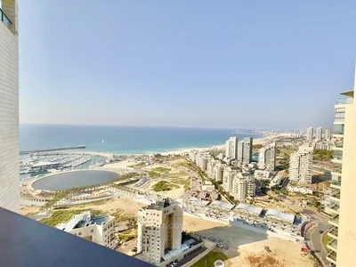 Residential quarter Immense appartement a louer a ashdod villup