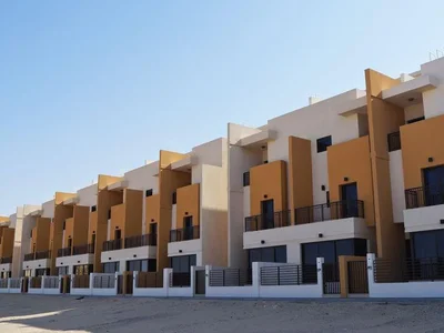 Zespół mieszkaniowy Complex of townhouses Lilac Park close to all necessary infrastructure, in the heart of JVC, Dubai, UAE