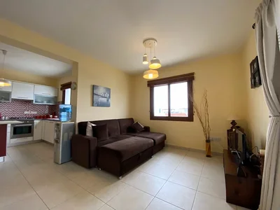 Complexe résidentiel Furnished 2+1 apartment 250 meters from the sea in Esentepe area.