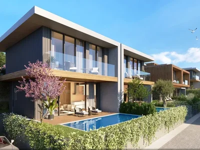 Villa Three bedroom duplex villa 700 meters from the sea.