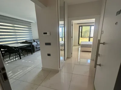 Zespół mieszkaniowy Furnished apartment 1+1 100 meters from the sea in the Konak Terrace complex.