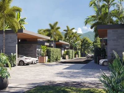Complexe résidentiel Exclusive villa complex by a picturesque lake in Choeng Thale, Phuket, Thailand