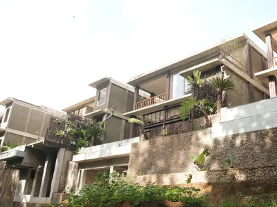 Zespół mieszkaniowy New complex of two-level villas with pools in Ubud, Indonesia