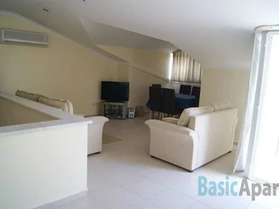 Residential quarter centrally Located Penthouse in Oba, Alanya close to the Beach
