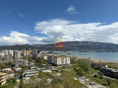 Edificio de apartamentos 🌊🏡 FOR SALE PENTHOUSE IN OLD BEACH, VLORA