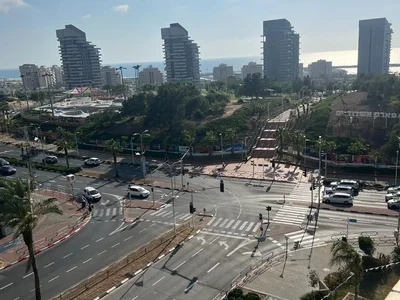 Barrio residencial Avec terrasse dans un bel immeuble au centre bon emplacement etage haut avec vue proche de la mer vue sur la mer agreable clair spacieux bel appartement bonnes orientations projet de qualite