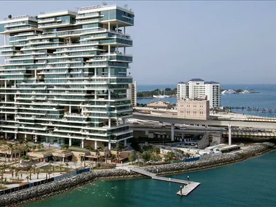 Zespół mieszkaniowy Exclusive beachfront residence One in the prestigious area of Palm Jumeirah, Dubai, UAE